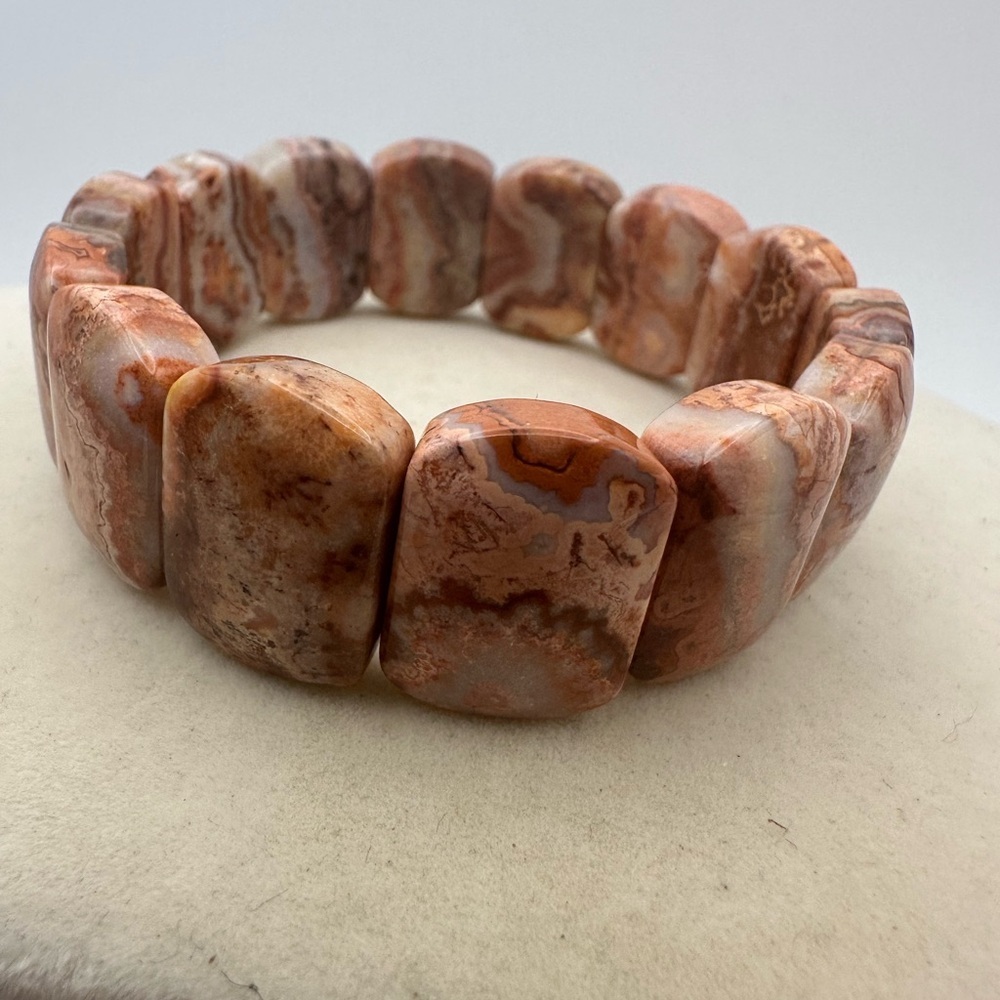 Banded Agate Beaded Elastic Bracelet - Picture 6 of 13